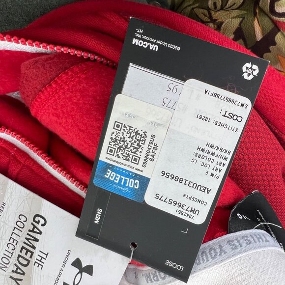 Under Armour Wisconsin Badgers Sweatshirt Size Large Gameday Pullover Red NEW - Picture 7 of 9